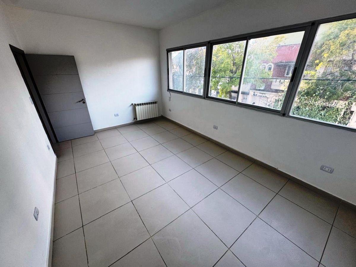ALQUILO OFICINAS ZONA MATERNO INFANTIL
