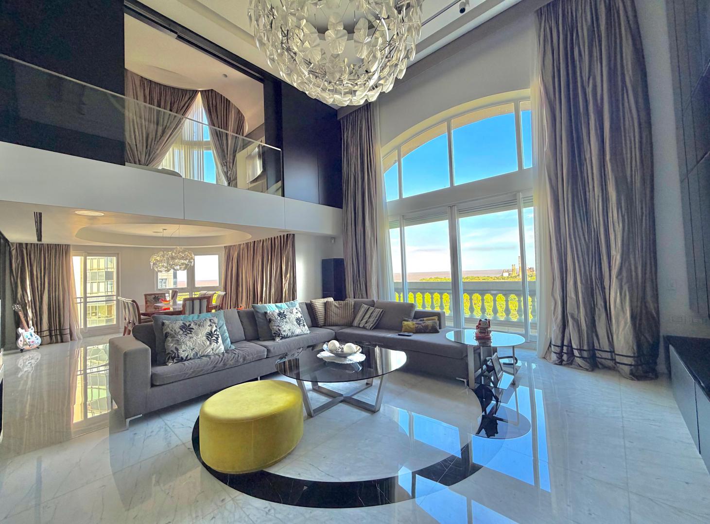 Exclusivo dúplex en Chateau Puerto Madero – Diseño, escala y categoría
