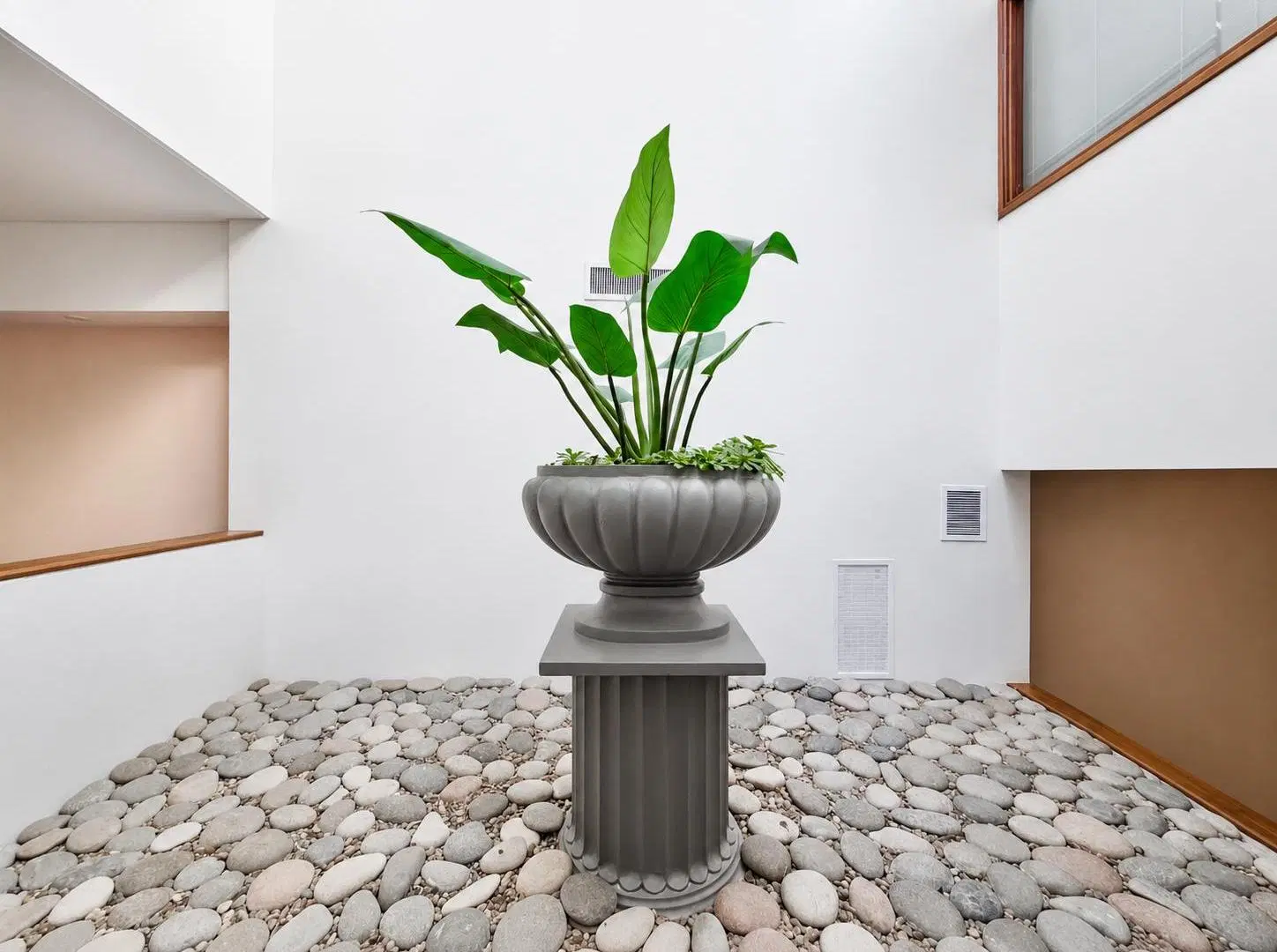 Casa de categoría con arquitectura de excelencia en Parque Chacabuco 4
