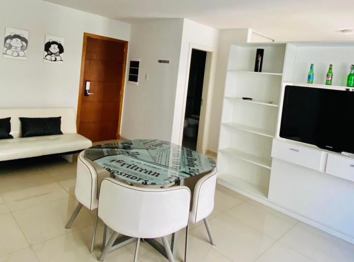  HERMOSO DEPARTAMENTO CÉNTRICO CON PILETA PARA 2/4 PERSONAS 2