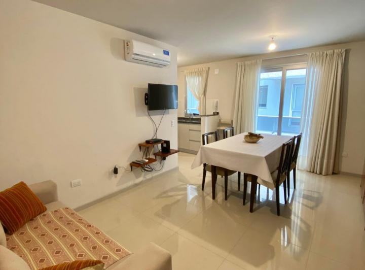 DEPARTAMENTO CÉNTRICO PARA 2/4 PERSONAS CON PILETA Y COCHERA 5