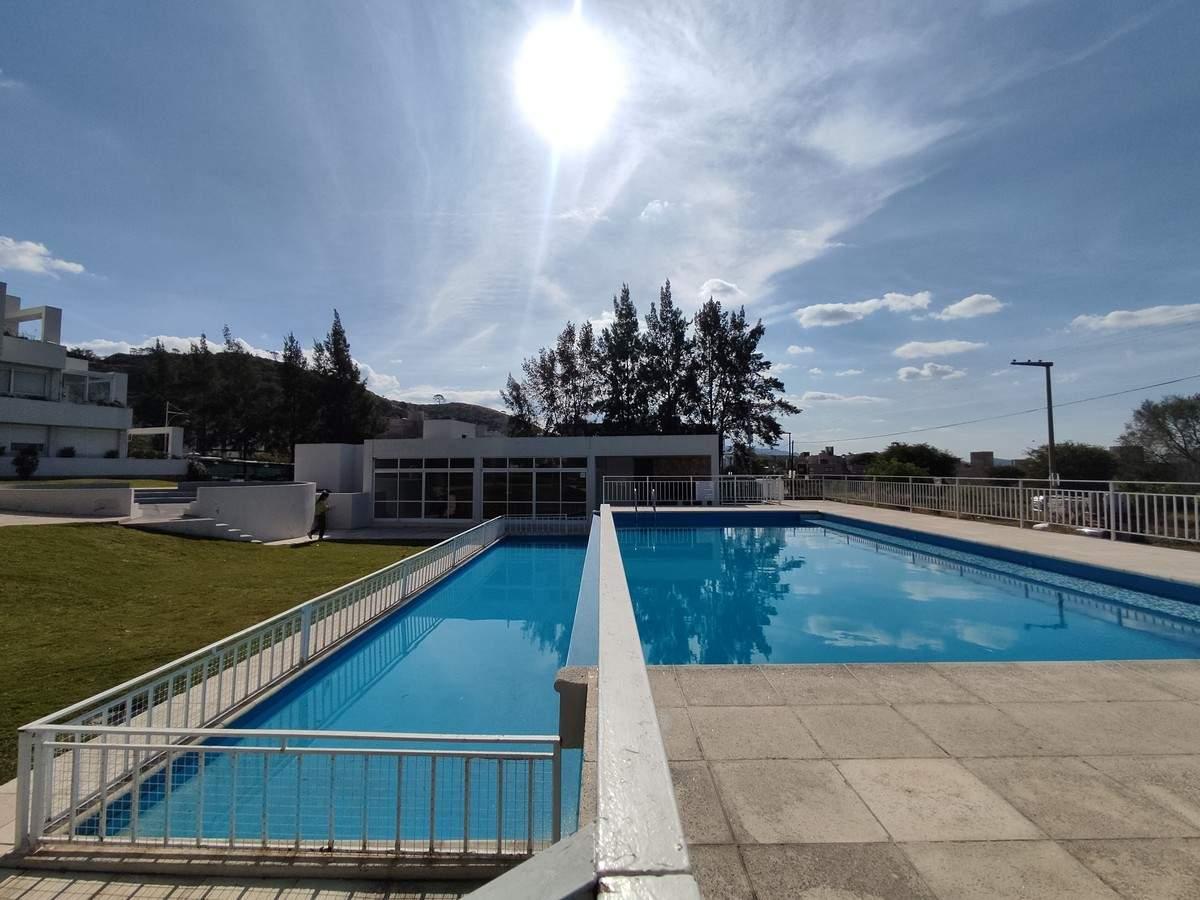 Departamento en Venta en Jardines de La Estanzuela | 2 Dorm. 5