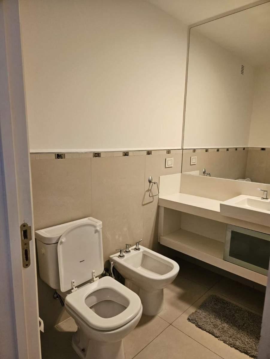 Foto de Departamento en Venta con 3 Cocheras Complejo Village Plaza Villa, imagen 5