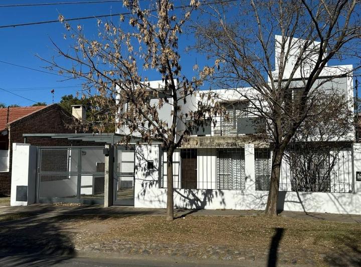 Casa en Venta en Villa Belgrano  2 dormitorios 2