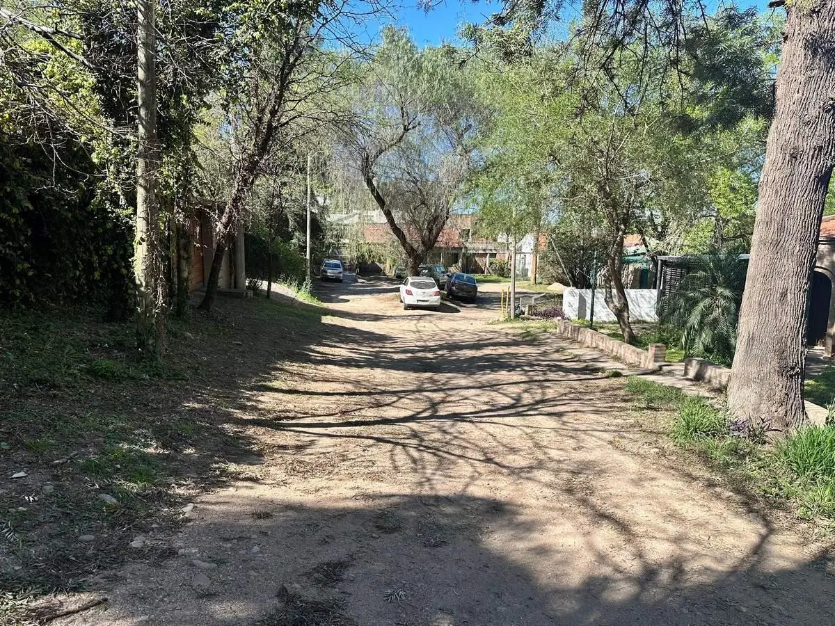 Lote en venta en Villa Belgrano 4