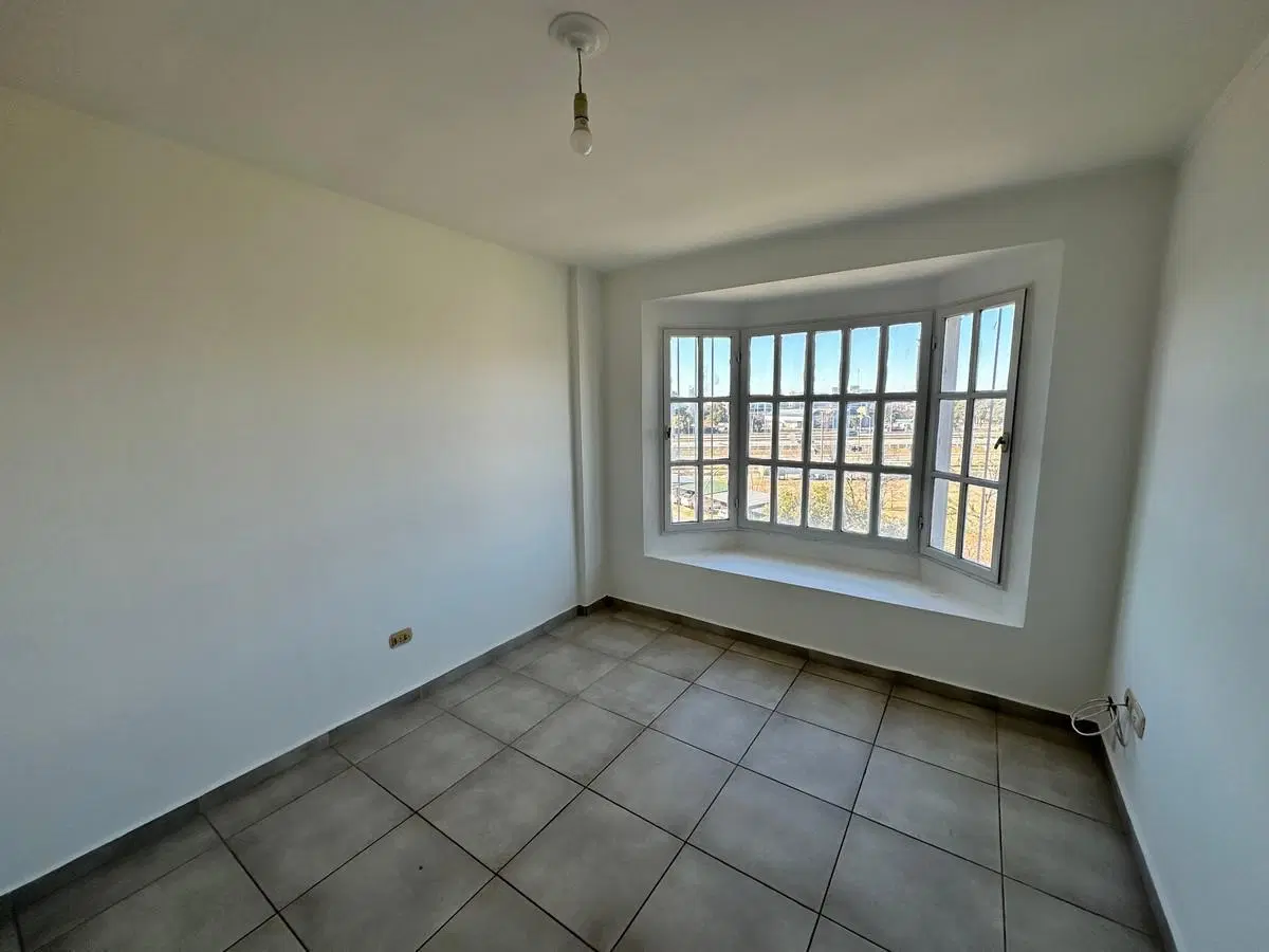 Departamento en alquiler. Chateau Carreras. 3 dormitorios 3