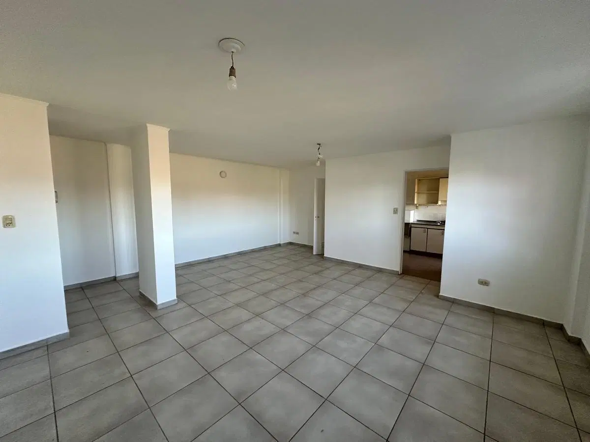 Departamento en alquiler. Chateau Carreras. 3 dormitorios 5