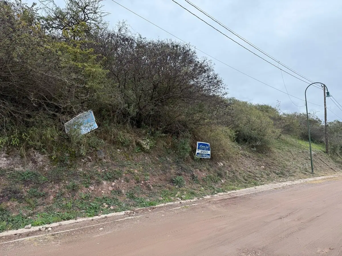 Lote en VENTA en Cumbre del Golf. Villa Allende 4