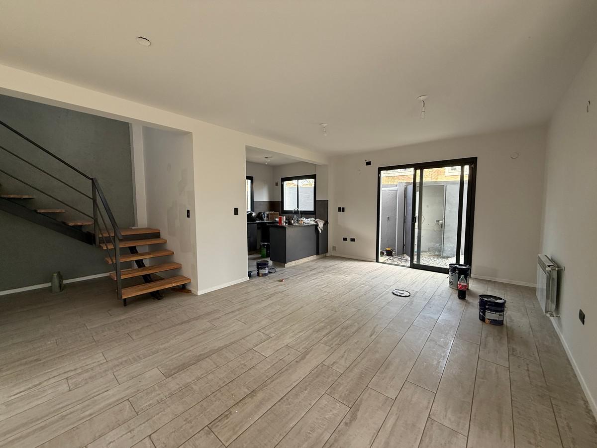 Foto de Casa en Alquiler en Arguello Excelente zona, imagen 3