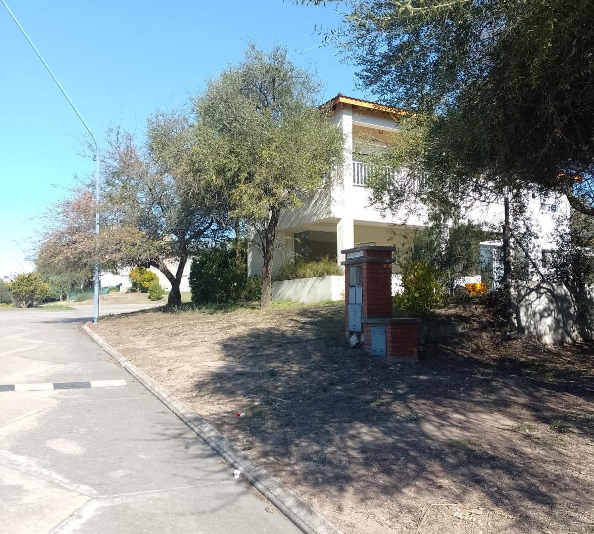 Foto de VALLE ESCONDDO B LOS SUEÑOS -ULTIMO LOTE DEL BARRIO, imagen 4