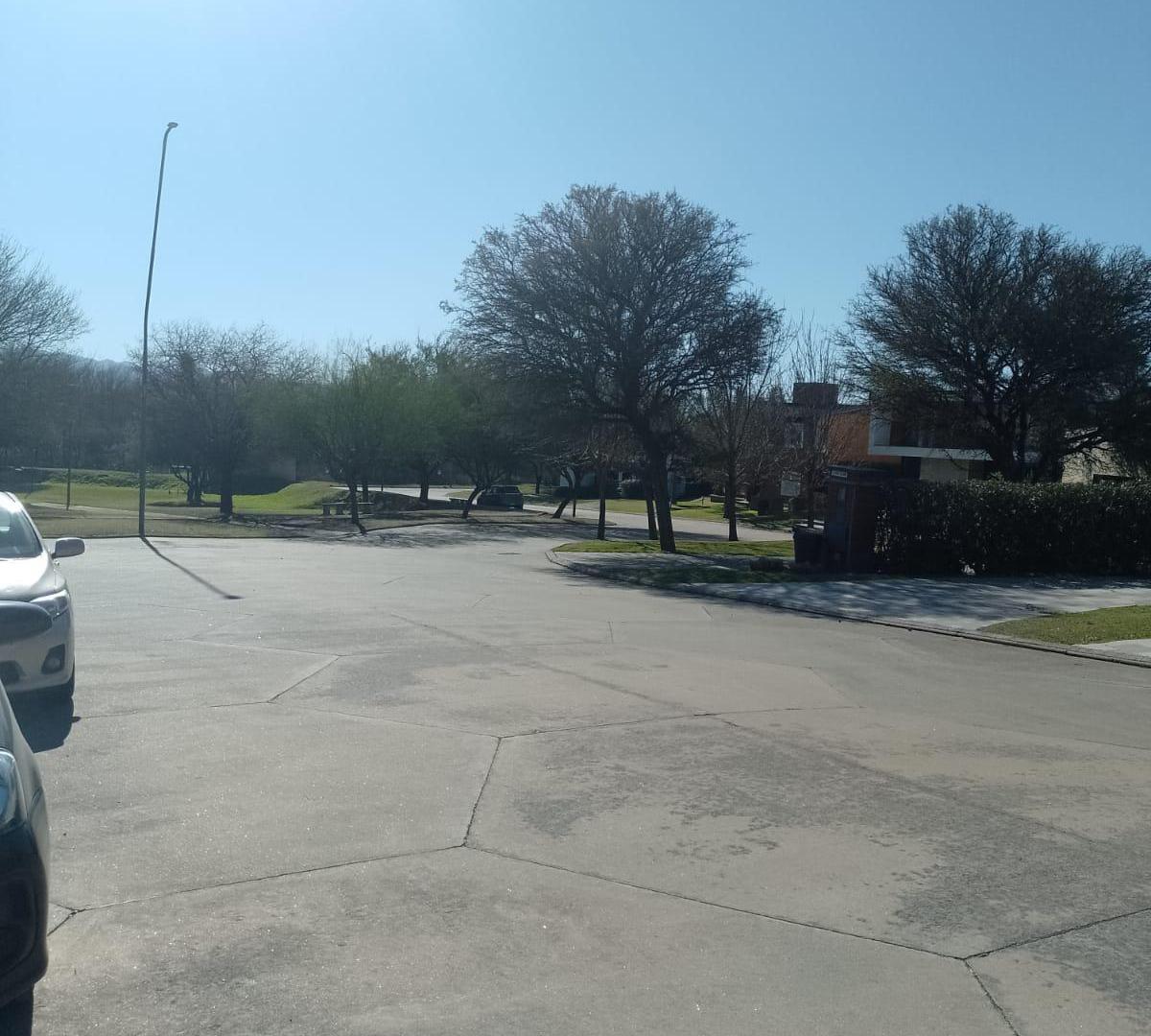 Foto de VALLE ESCONDDO B LOS SUEÑOS -ULTIMO LOTE DEL BARRIO, imagen 2