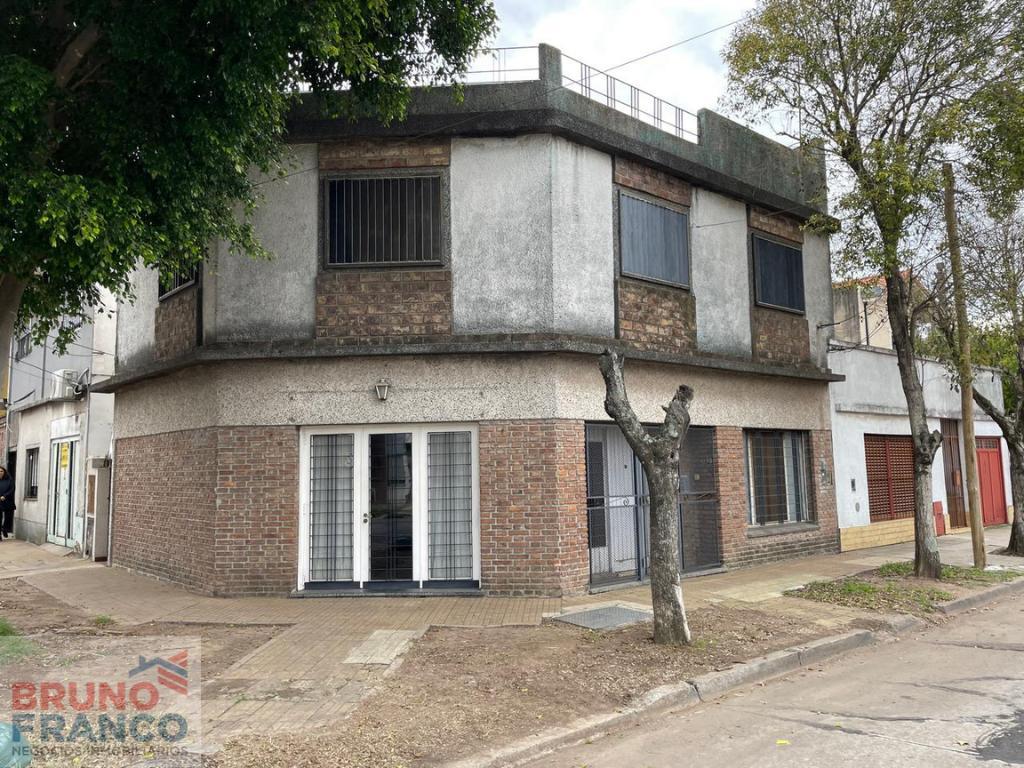 ¡Es El Momento!venta en Block 2 Deptos 2 Flias o Inversion 2