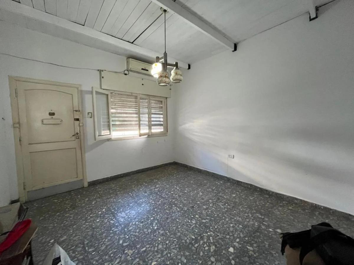 Foto de ¡¡¡¡OPORTUNIDAD!!!!VENTA CASA VARIOS AMBIENTES PATIO PARRILLA, imagen 1