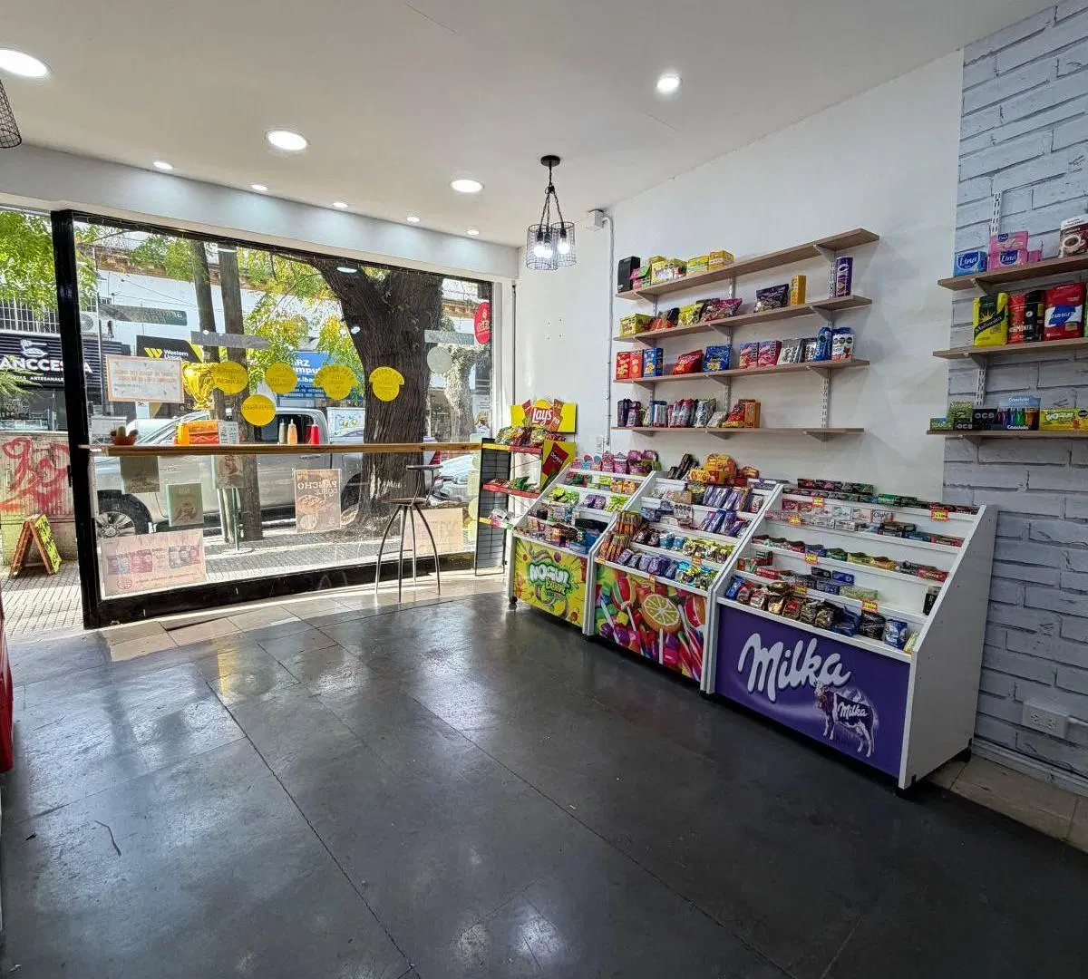 ALQUILER LOCAL 40 MTS - SAN ISIDRO CENTRO 1
