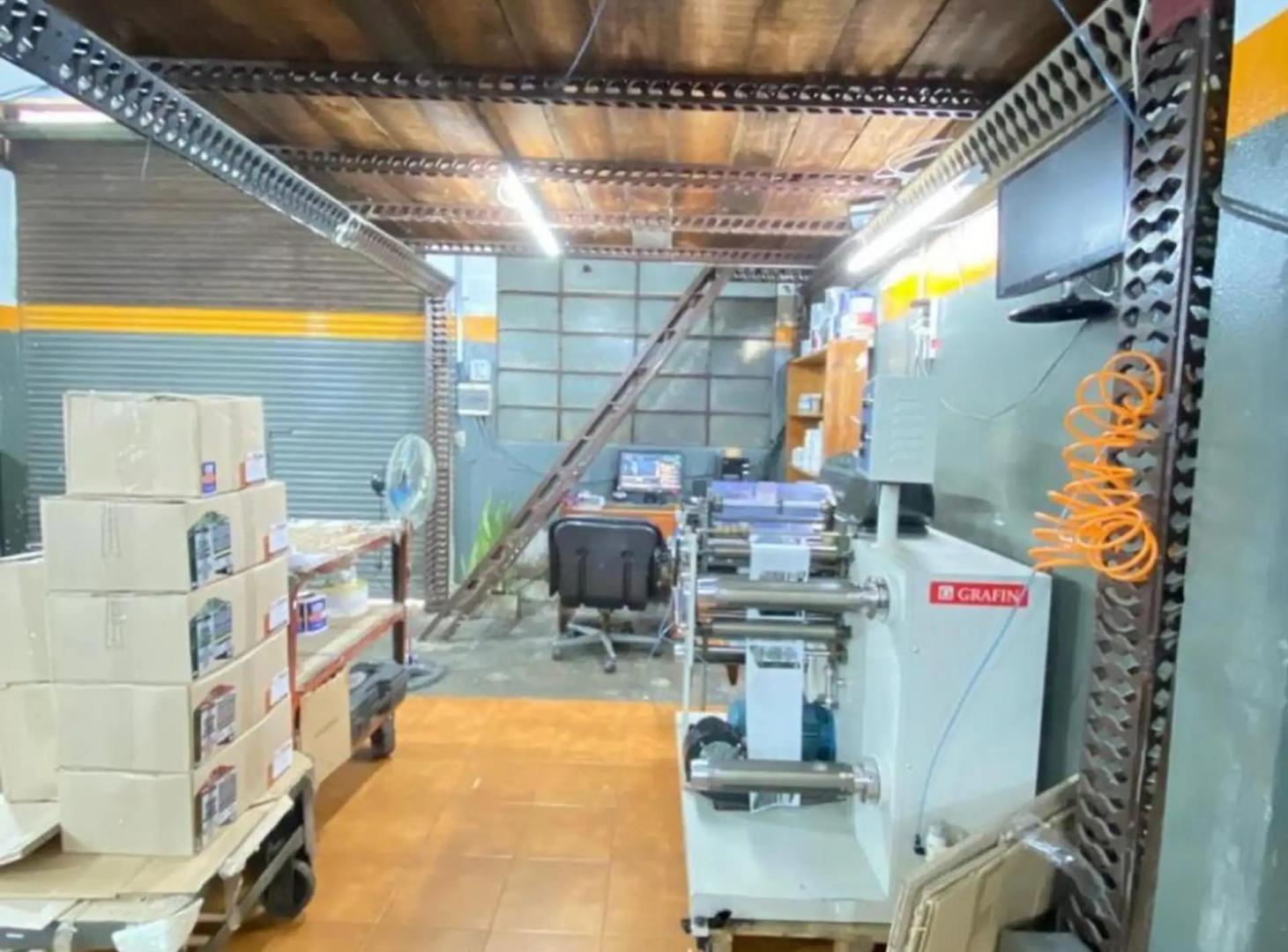 Foto de VENTA DE GALPON / TALLER / DEPOSITO, imagen 3