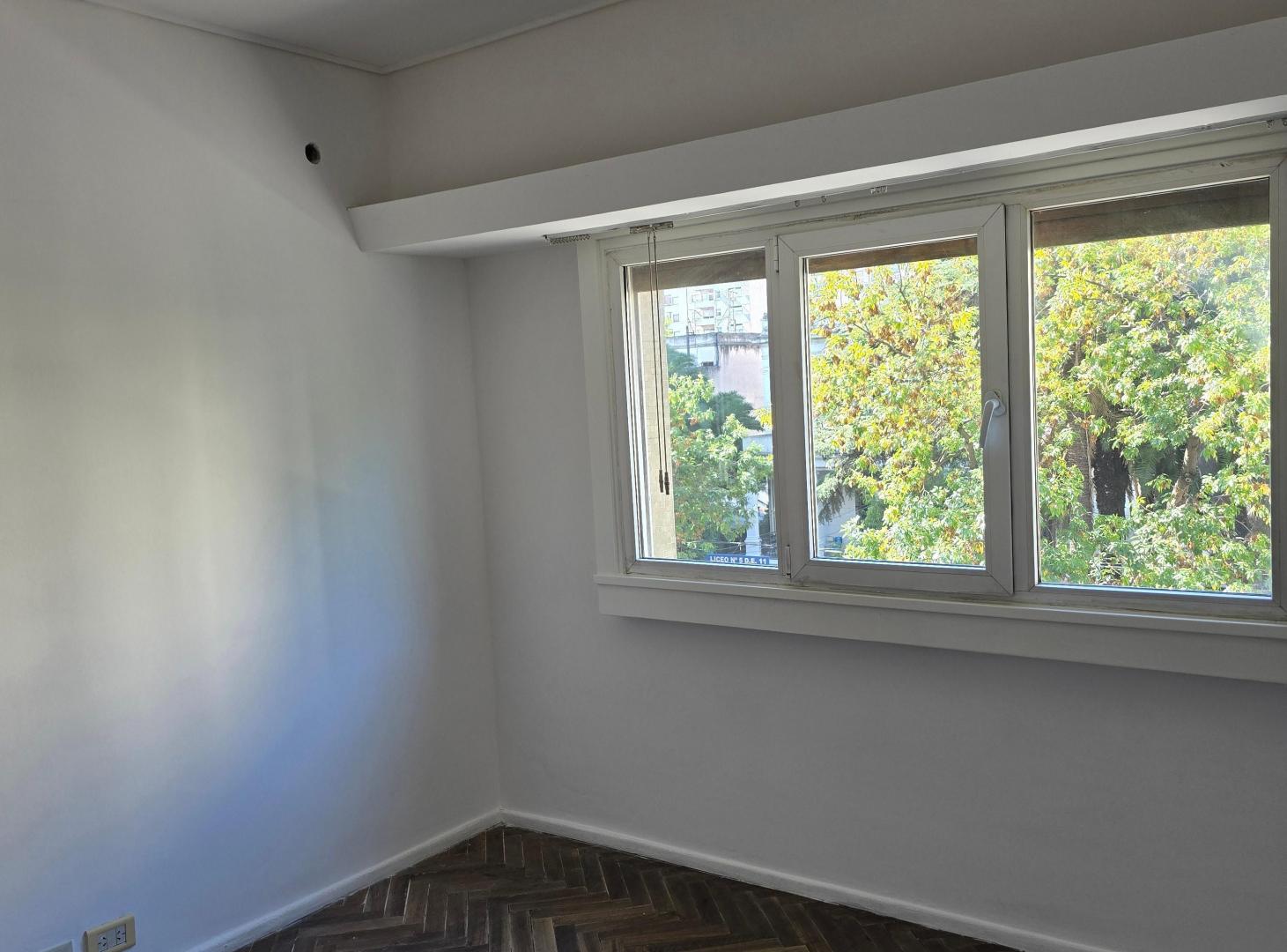 Foto de Piso completo torre en esquina con patio de 100 m2., imagen 5