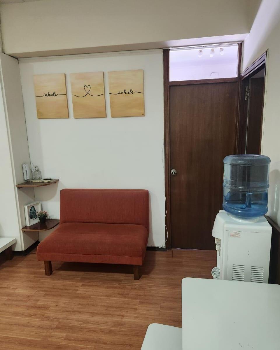 Venta Oficina en Microcentro. Espectacular Ubicación. Sobre Calle Colón. 3