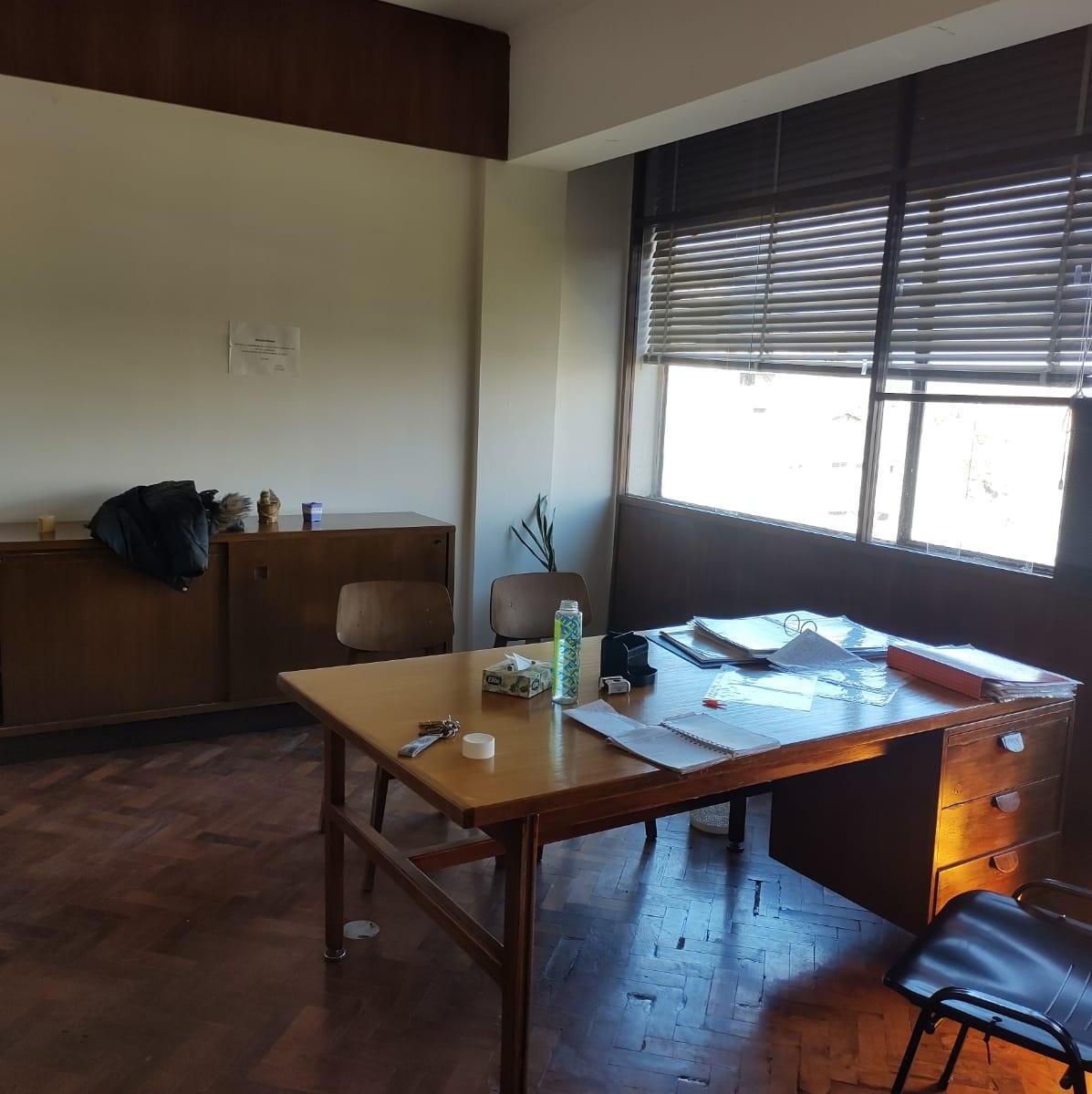 Venta Oficina en Microcentro. Espectacular Ubicación. Sobre Calle Colón. 1