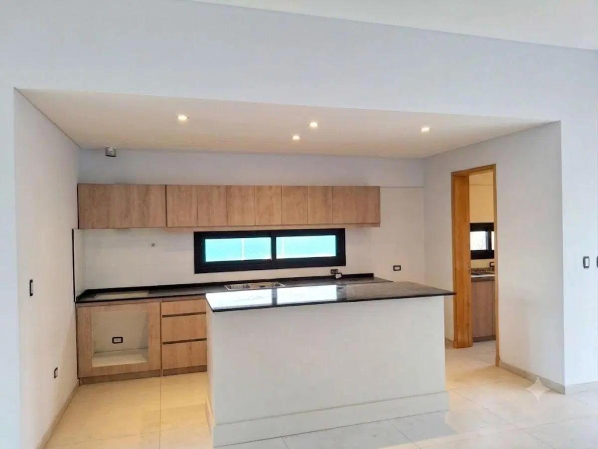 Venta Excelente Casa a estrenar en Barrio "Lar de Terrada" 3