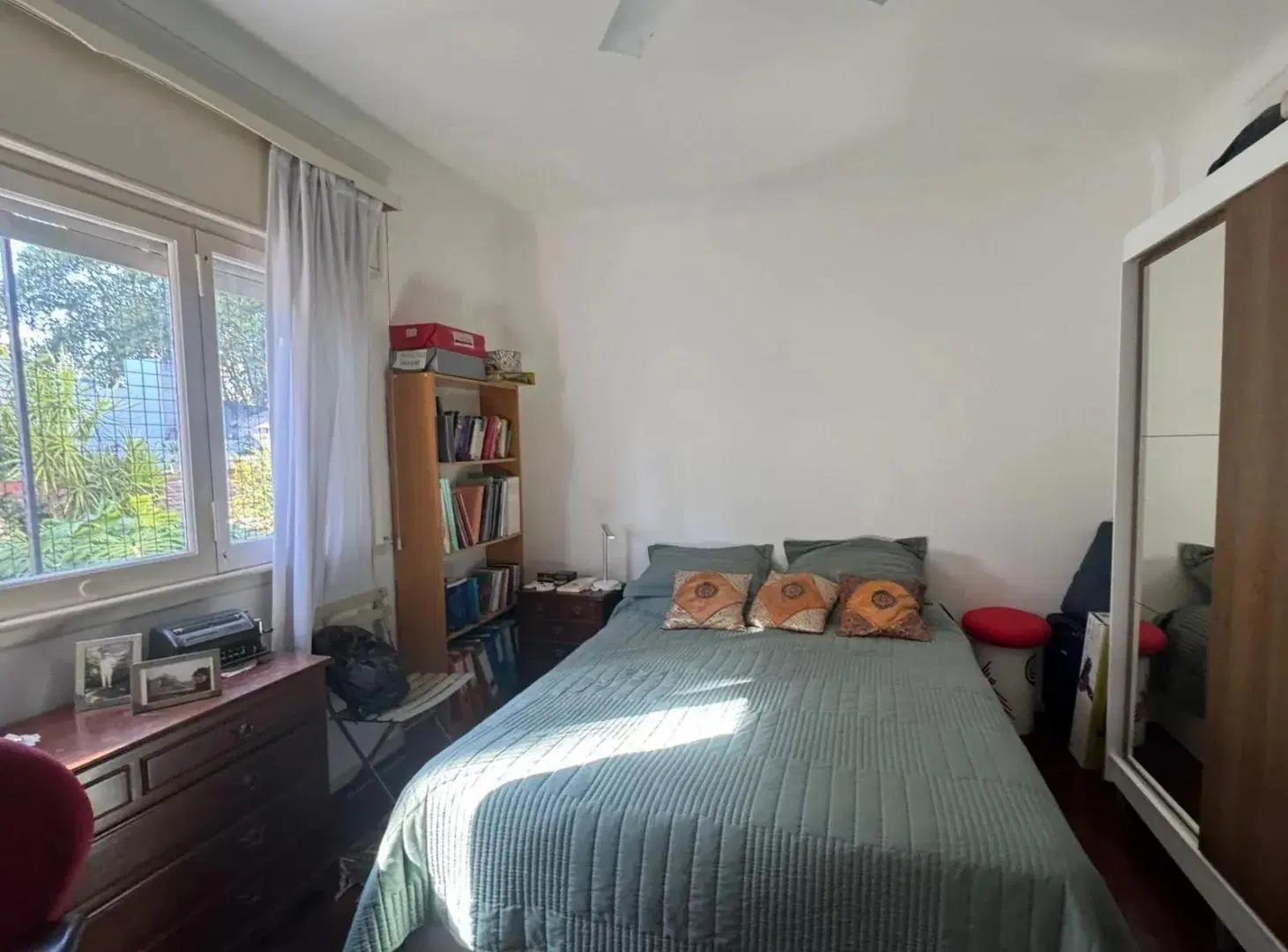 EXCELENTE UBICACION Departamento 2 ambientes en venta en Coghlan 5
