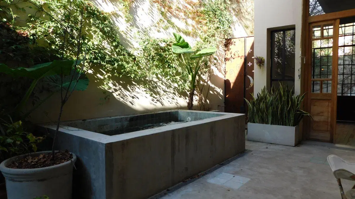 PH 4 ambientes remodelados + patio + atellier con patios en venta en Barracas 5