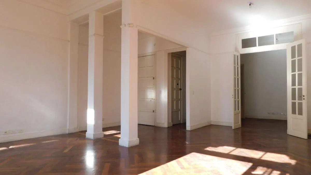 Edificio Bencich Departamento 2/3 Ambientes Frente C/balcón en Venta San Nicolás 8