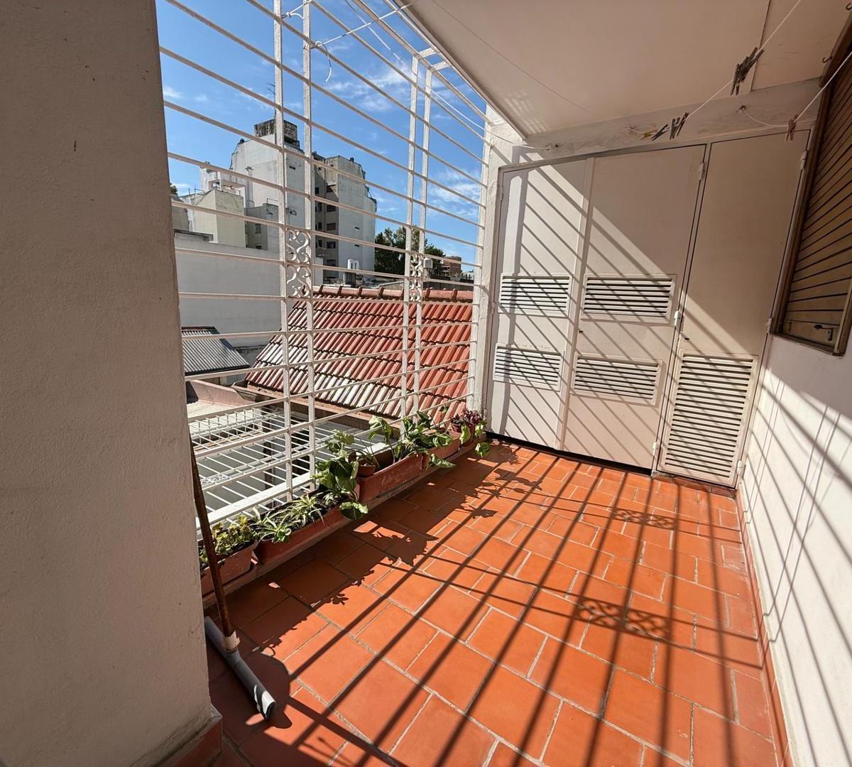 Excelente Casa con Jardín en Almagro! 1