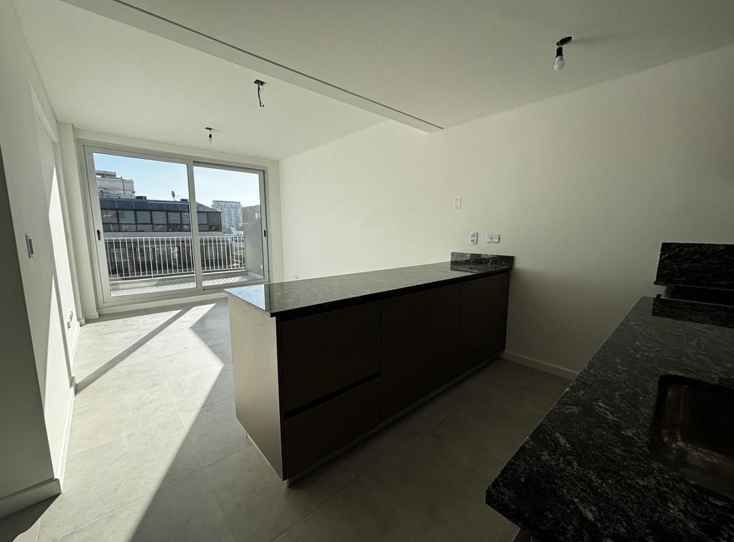 Departamento de 2 ambientes en venta, con balcón aterrazado A ESTRENAR