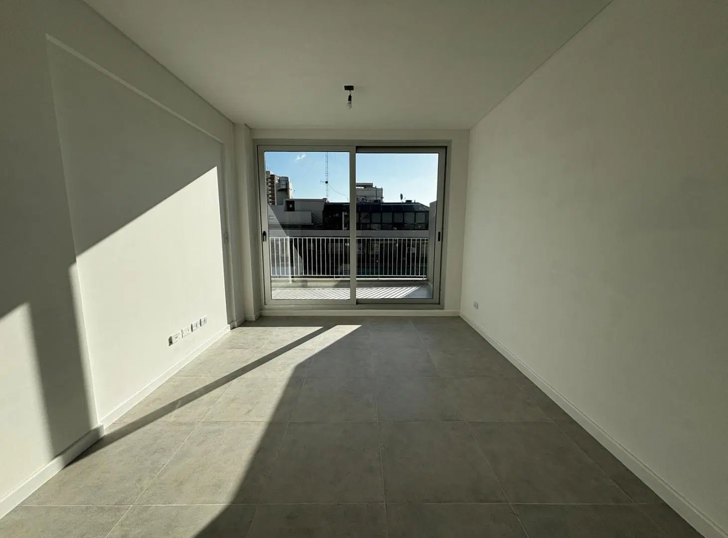 Departamento de 2 ambientes en venta, con balcón aterrazado A ESTRENAR 5