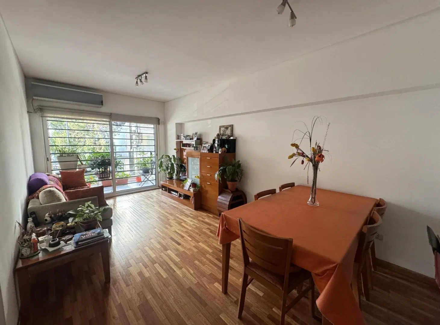 Departamento en venta 2 ambientes con balcón al frente y contrafrente en Recoleta! 3