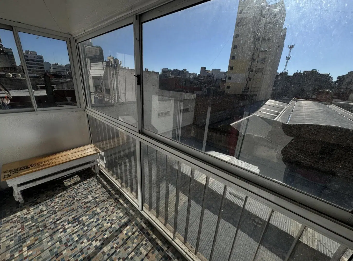 Departamento monoambiente en venta en Balvanera 4