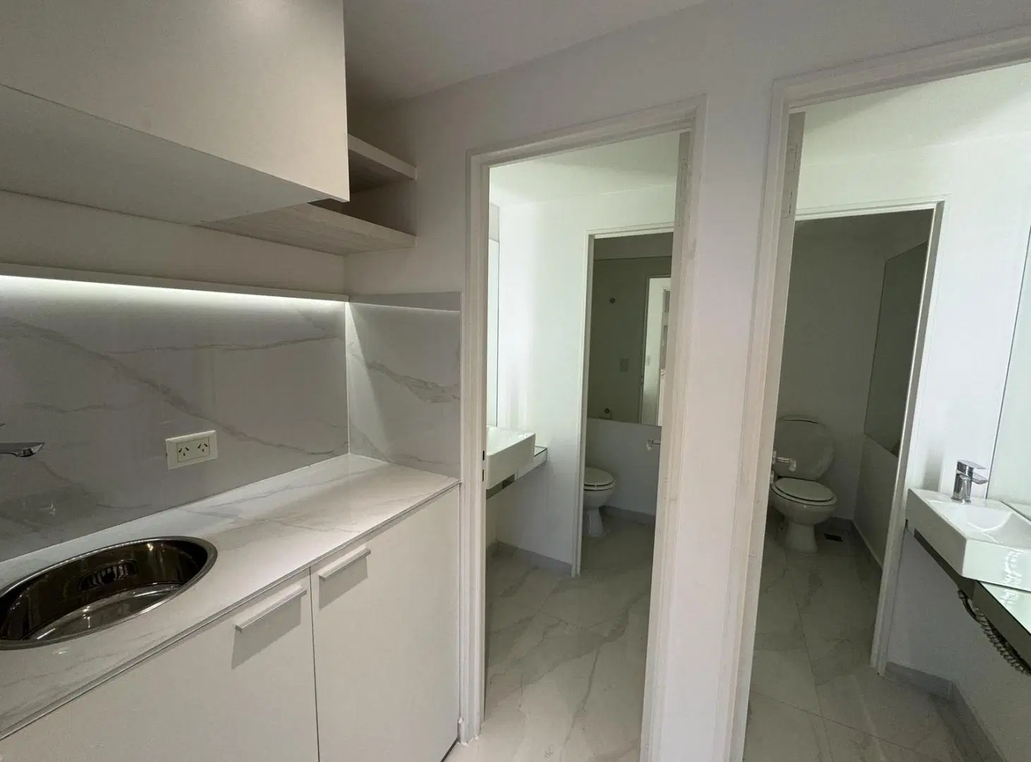 Oficina en venta en Retiro 3
