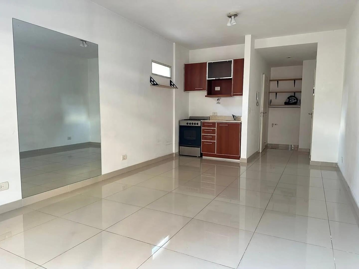Foto de monoambiente en alquiler con balcón super luminoso en las cañitas, imagen 2