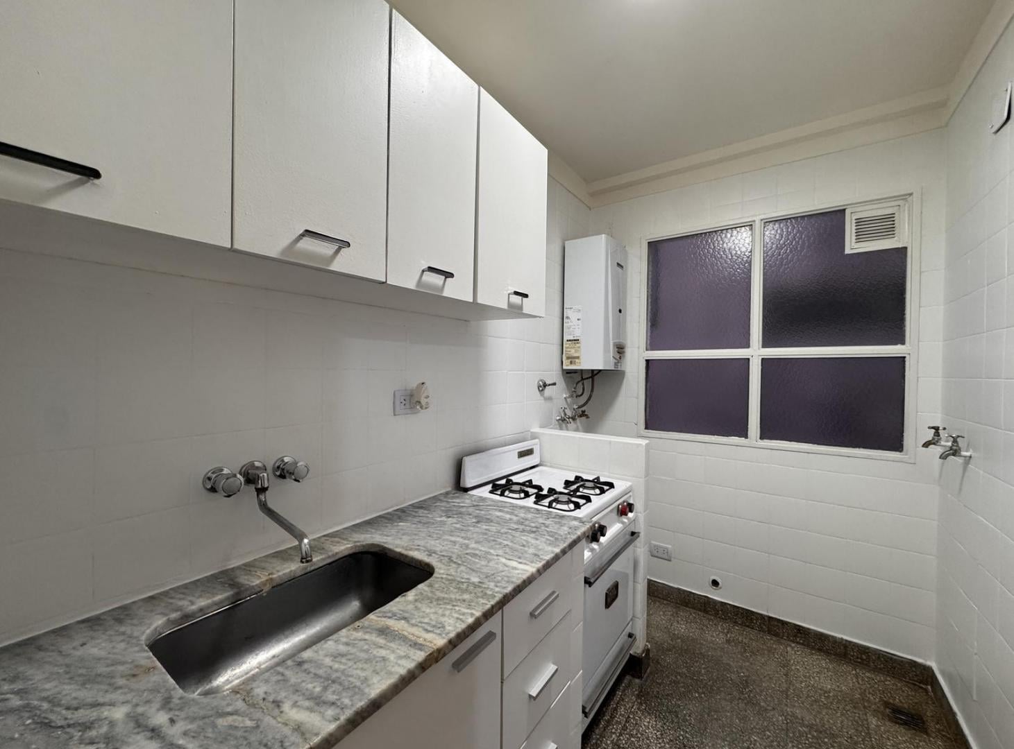 Foto de Departamento 2 ambientes en venta en Almagro, imagen 1