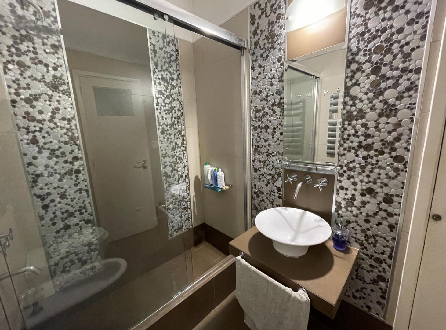 Foto de Departamento 4 ambientes con patio y parrilla en Parque Chas, imagen 4