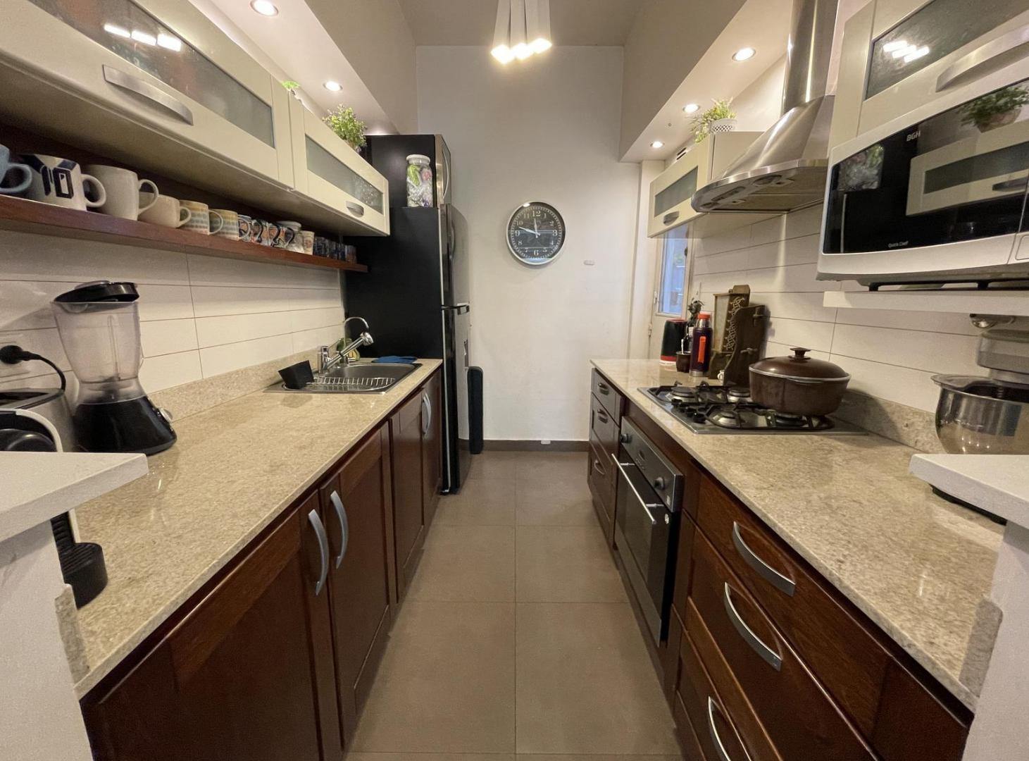 Foto de Departamento 4 ambientes con patio y parrilla en Parque Chas, imagen 3