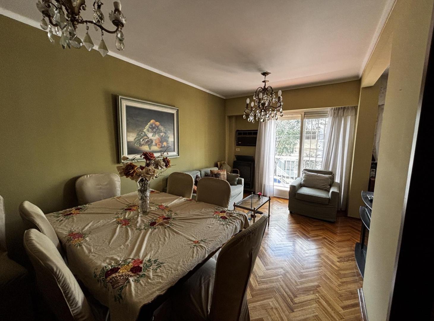 Foto de Departamento 4 ambientes con balcón corrido en Devoto, imagen 3