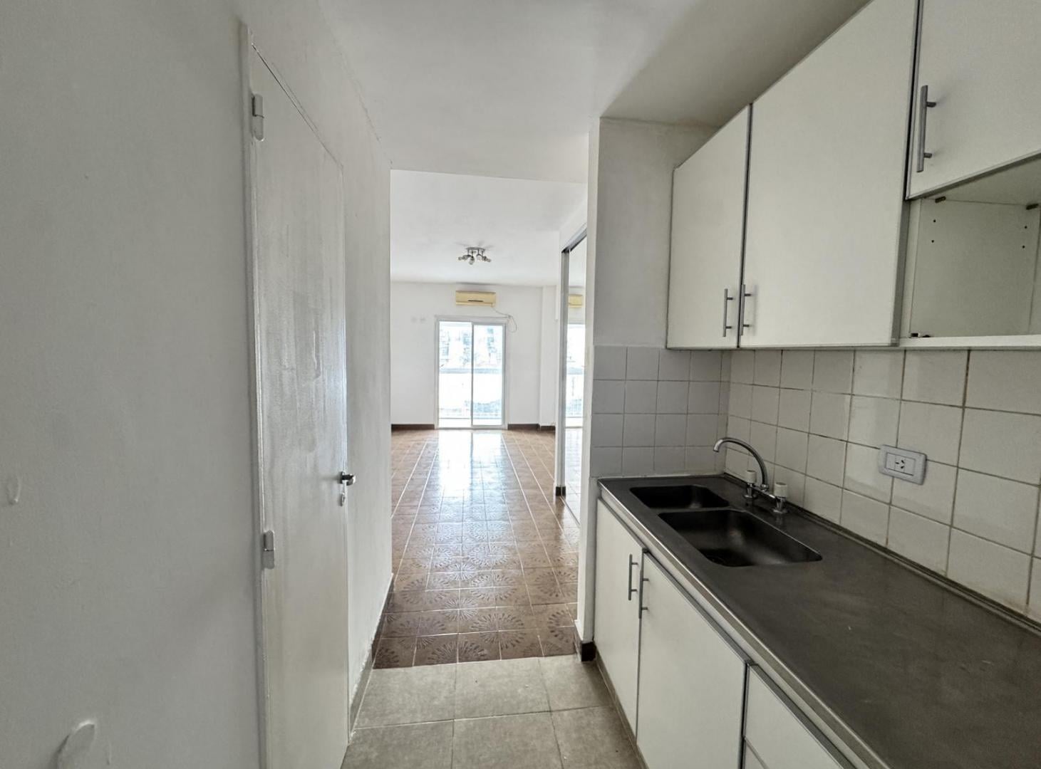 Foto de Departamento monoambiente en alquiler en Balvanera, imagen 4