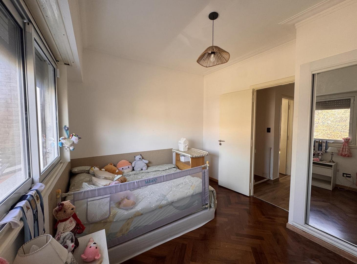 Foto de Casa 6 amb con jardin y pileta en Olivos, imagen 3
