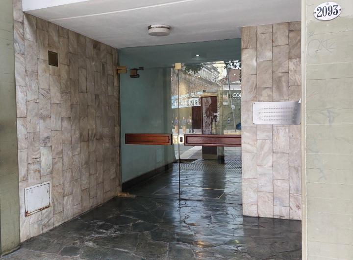 Foto de Zona Facultades 3 Ambientes Ideal Estudiantes o Inversion Av Cordoba, imagen 5