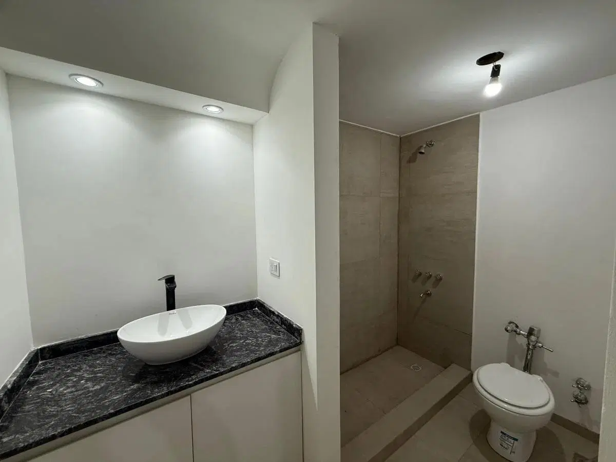 Departamento Remodelado en Venta en Recoleta | 3 Dormitorios, Cochera y Baulera 3
