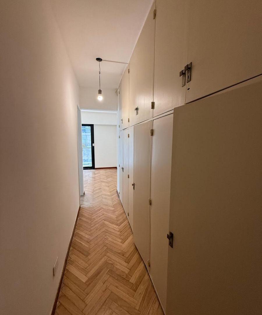 Foto de Departamento Remodelado en Venta en Recoleta | 3 Dormitorios, Cochera y, imagen 4