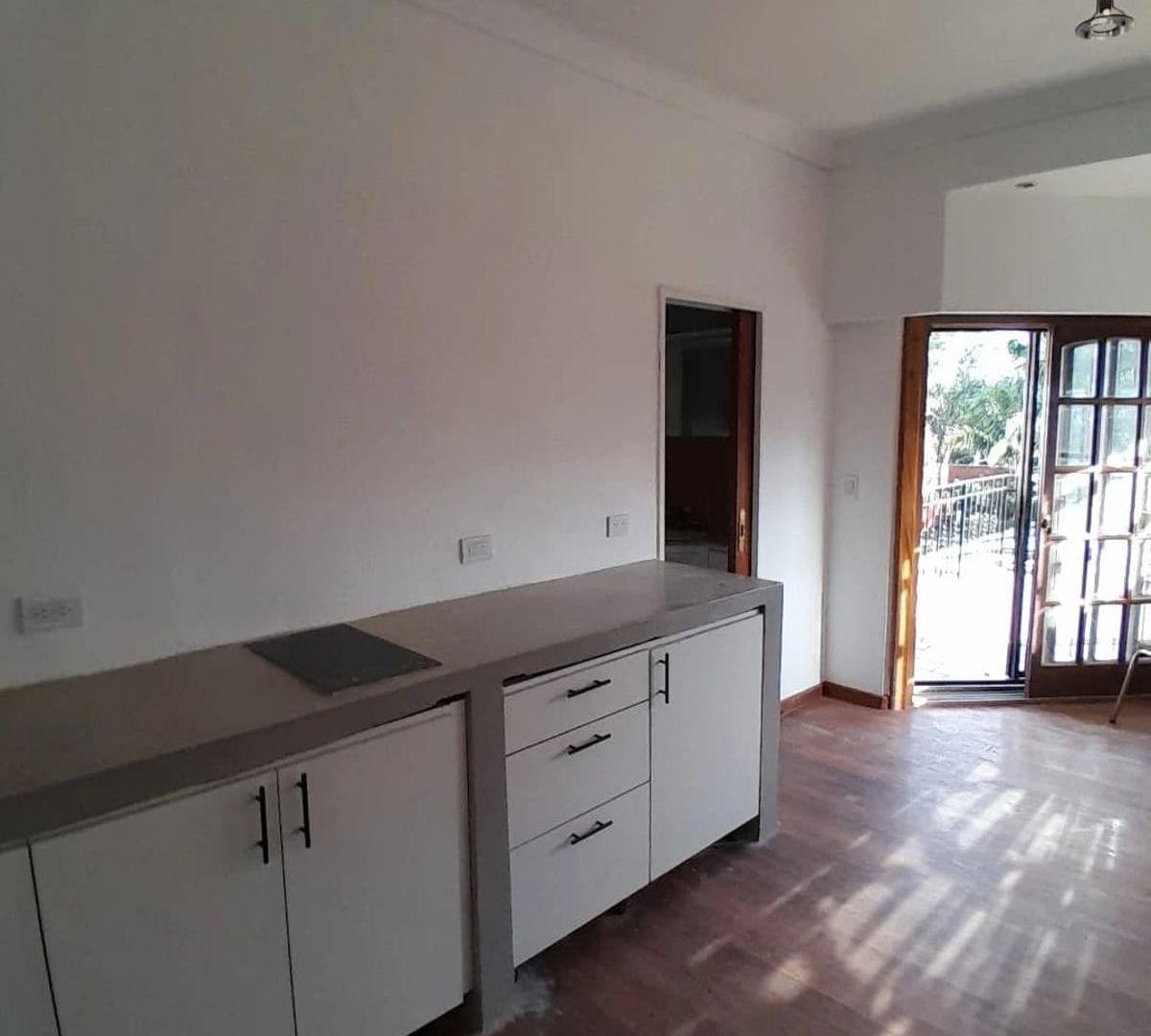Foto de Alquiler departamento tipo PH 2 Ambientes Terraza Jacuzzi Vestidor, imagen 3