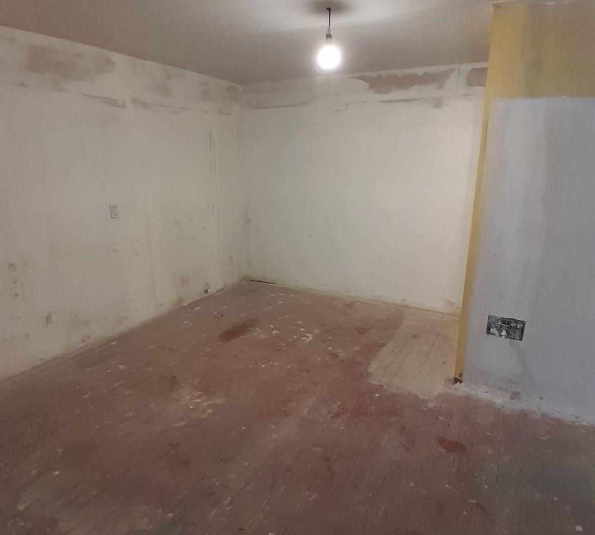 Foto de Alquiler Local Comercial 35m2 Villa Raffo, imagen 3