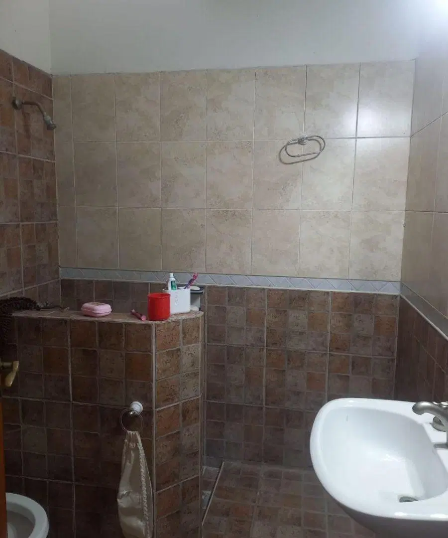 CASA EN VENTA - COLONIA TIROLESA 5