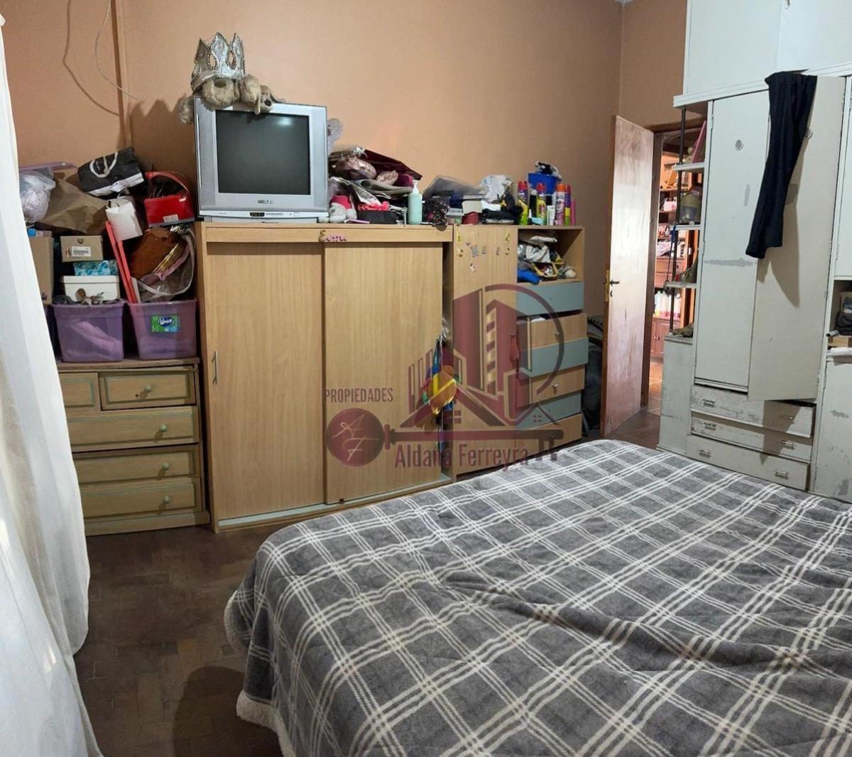 ¡Oportunidad en Ituzaingó! Casa Americana en Lote Propio y Apto Crédito Bancario 4