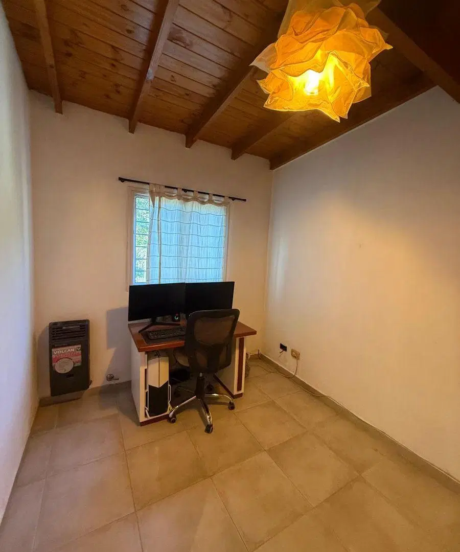 Hermoso Duplex con salida a 2 calles en venta en Ituzaingó Norte 5