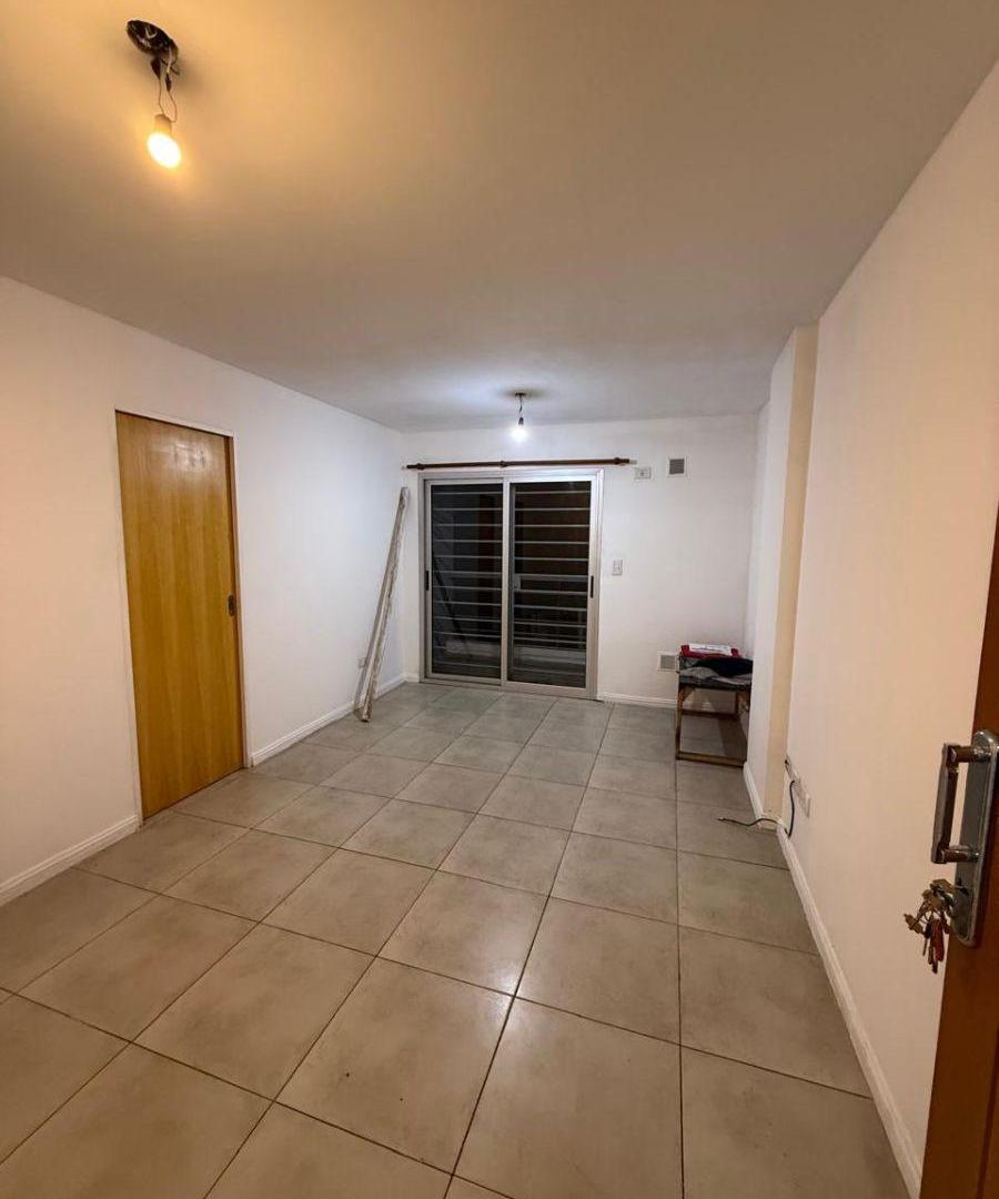 Foto de Departamento 2 Ambientes Céntrico en Morón Sur, imagen 1