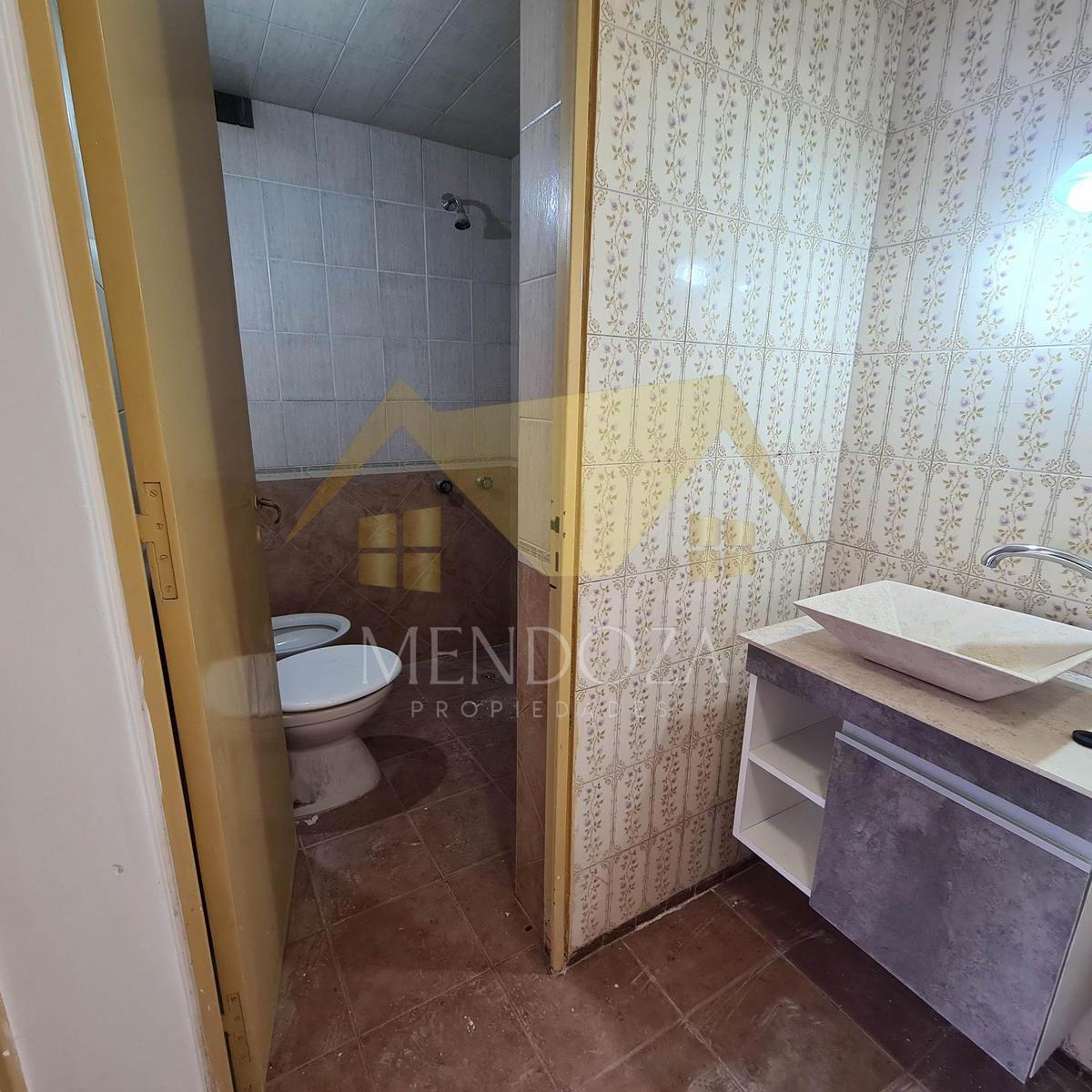 Venta de Casa en Bº Fuchs de Godoy Cruz 4