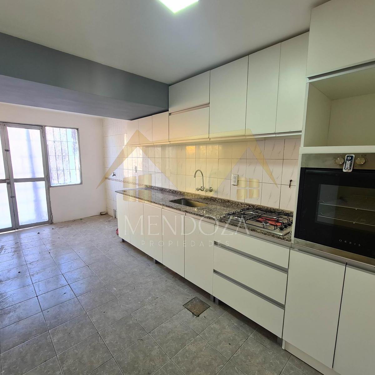 Venta de Casa en Bº Fuchs de Godoy Cruz 3